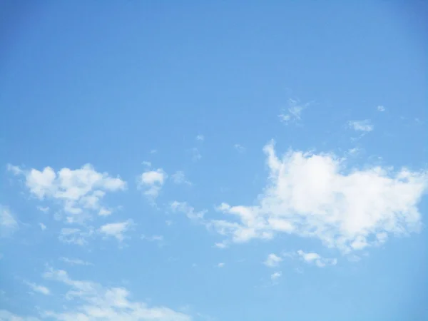 Blue Sky Clouds Trees Landscape — Stock Photo, Image