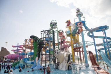 Çizgi film ağ Amazone su parkı, Pattaya, Tayland: Mart 2017 - ünlü çizgi film su parkı Cartoon Network tarafından birçok macera cazibe ile çizgi film karakteri