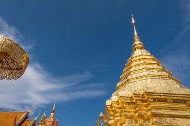 Budist Tapınağı isim Wat Phra Bu DOI Suthep şehirde Chiang Mai, Tayland - en güzel altın stupa Tayland içinde.