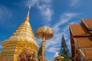 Budist Tapınağı isim Wat Phra Bu DOI Suthep şehirde Chiang Mai, Tayland - en güzel altın stupa Tayland içinde.