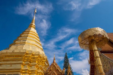 Budist Tapınağı isim Wat Phra Bu DOI Suthep şehirde Chiang Mai, Tayland - en güzel altın stupa Tayland içinde.