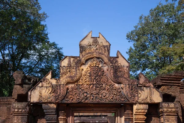 柬埔寨吴哥窟 Angkor Complex 的班迭寺 Ban Tai Srei Temple 亚洲的神殿 装饰着10世纪的建筑 — 图库照片