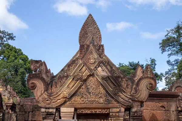 柬埔寨吴哥窟 Angkor Complex 的班迭寺 Ban Tai Srei Temple 亚洲的神殿 装饰着10世纪的建筑 — 图库照片