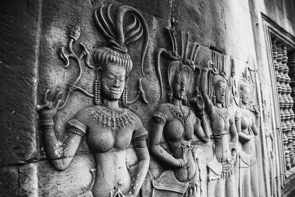 Rzeźby Apsara Przez Kamień Rzeźba Aniołów Ścianie Angkor Wat Kambodża — Zdjęcie stockowe