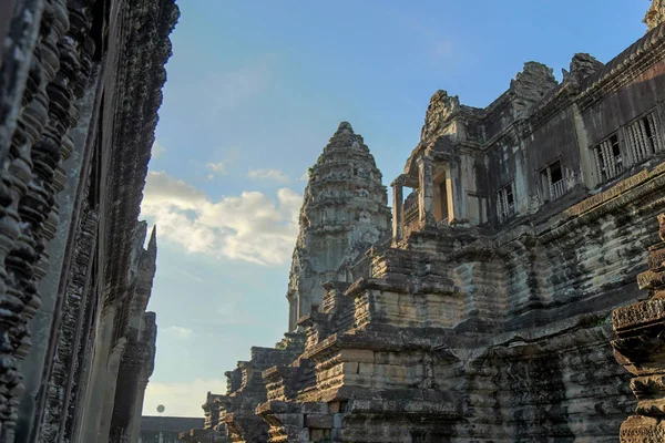 Angkor Wat dünya mirası ve aynı zamanda yedi dünya Siem Reap, Kamboçya'da girişi