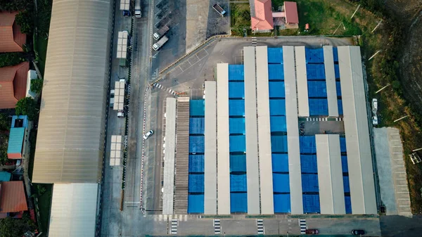 Oberfläche Des Fabrikhallen Daches Aus Drohnen Luftaufnahme — Stockfoto