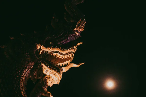 Tête Naga Dragon Bouddhiste Sur Fond Noir Pleine Lune Dans — Photo