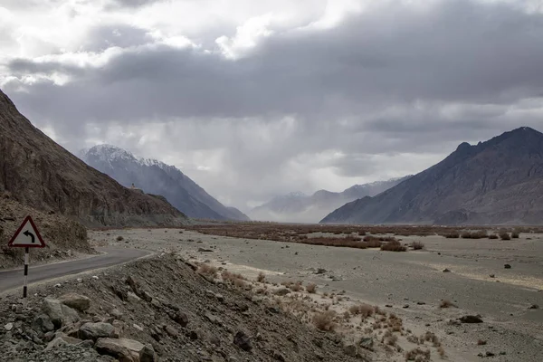 Escena Las Dunas Arena Hunder Nubra Valley Leh Ladakh Jammu — Foto de Stock