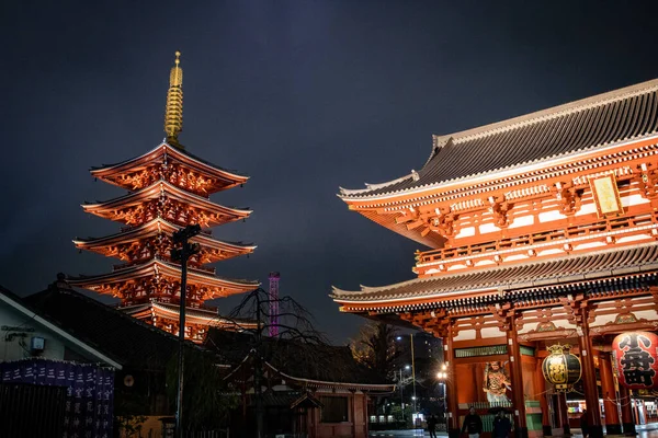 Asakusa Tokio Japón Febrero 2020 Linterna Roja Los Templos Sensoji — Foto de Stock