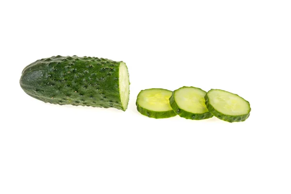 Gesneden Groene Verse Komkommer Witte Achtergrond — Stockfoto