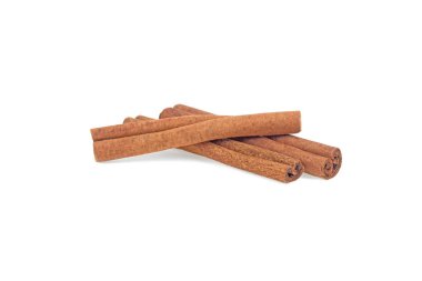 beyaz zemin üzerine tarçın sopa