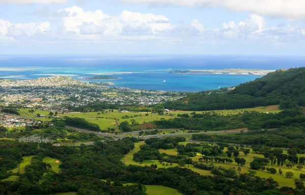 Kaneohe Bay area, Pali uyanık, Oahu, Hawaii görünümünden