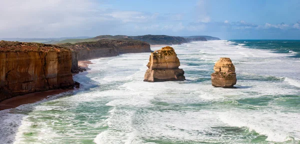 Section of the Twelve Apostles along the Great Ocean Road, south Victoria, Australia