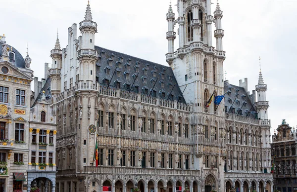 Grand Place Tržiště Bruselskou Městskou Radnicí Brusel Belgie — Stock fotografie