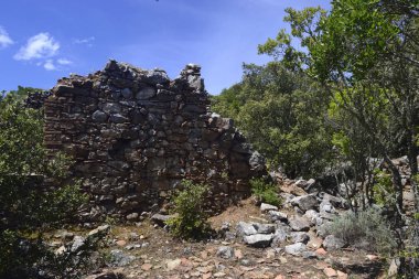 Terk edilmiş bir madende Sa Duchessa de Pizzus