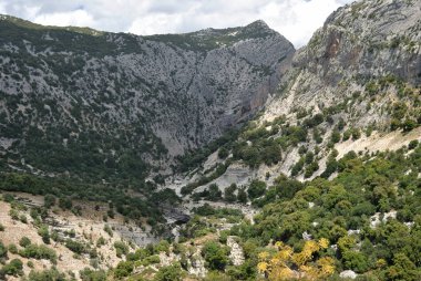 Pischina Urtaddala'dan Gorropu kanyonunun görünümü