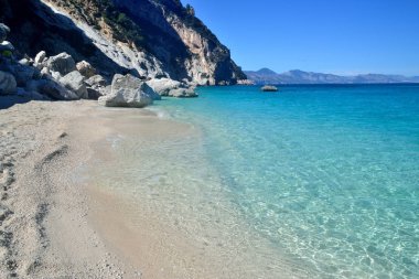 Cala Goloritz manzarası