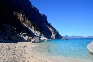 Cala Goloritz manzarası