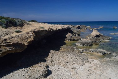 Su Pallosu plajı manzarası