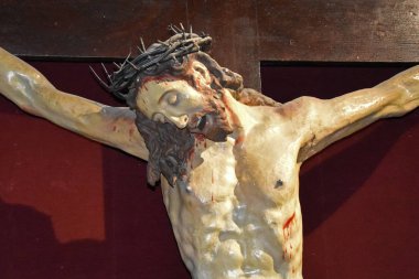 Çarmıha gerilmiş İsa, Sant'andrea al Quirinale boyalı ahşap heykel