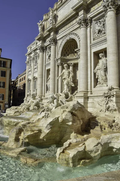 Фонтан Треви Является Крупнейшим Одним Самых Известных Фонтанов Риме Италия — стоковое фото