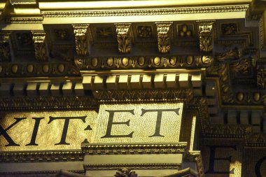 Basilica Sant'Andrea della Valle, Roma-Katolik ibadet yeri iç altın detay.