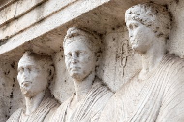 Via Appia Antica, Roma'daki mezar anıtı