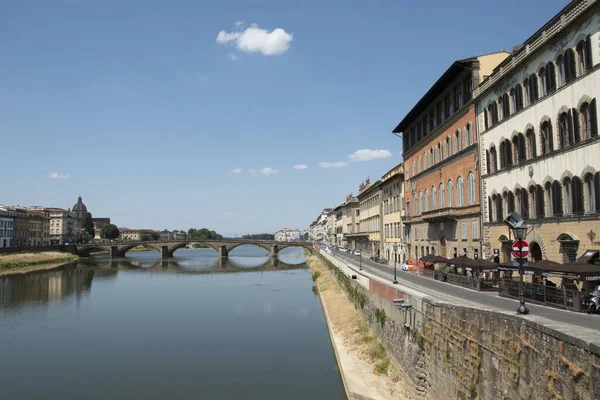 Ponte Santa Trinita Floransa Arno Nehri Üzerinde Toskana Talya — Stok fotoğraf