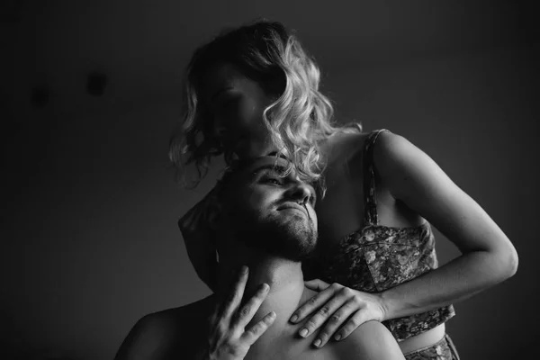 Portrait Young Adult Couple Bed Black White — Stock Photo, Image