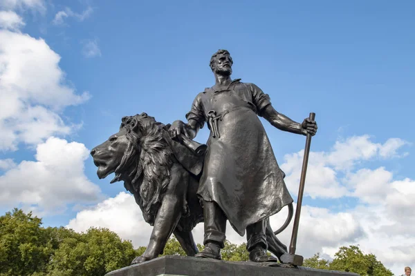 Figura Elemento Composição Monumento Praça Frente Palácio Buckingham Londres Inglaterra — Fotografia de Stock