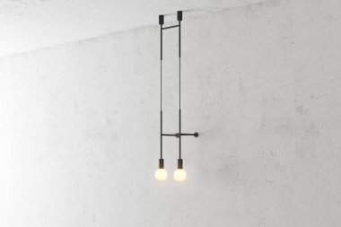 Modern siyah metal duvar lambası. Çatı katı tarzında. Lamba beton duvar arka plan üzerinde döndü. 3D render