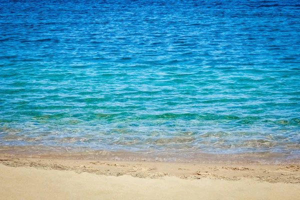 Beautifully stylish beach sea water with sand on nature backgrou — Stock Photo, Image