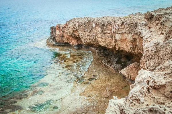 Vacker strand i naturen — Stockfoto