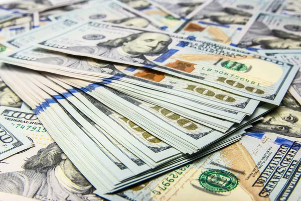 Business-Dollar-Geld auf weißem Hintergrund — Stockfoto