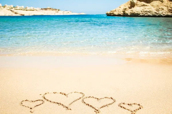 Belo desenho na areia do fundo do mar — Fotografia de Stock