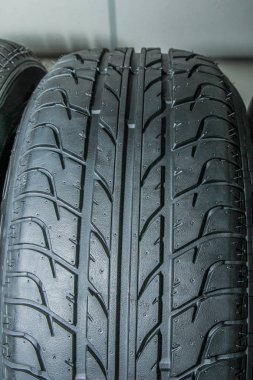Araba arka plan için araba lastikleri