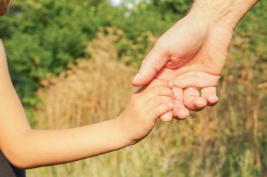 bir parkta güzel eller açık havada