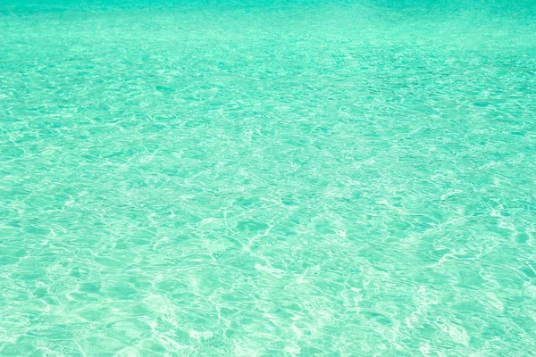 Güzel deniz dalgaları Suyun doğasında