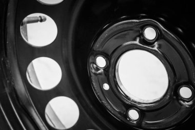 Otomatik arkaplan için tekerlekleri olan araba lastikleri ve tekerlekleri