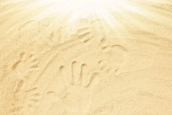 Beau dessin sur le sable du fond de la mer — Photo