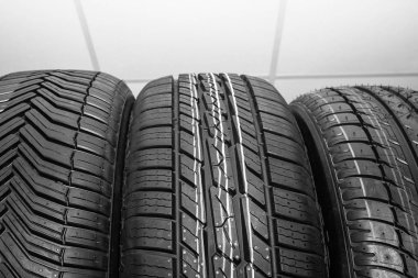 Araba arka plan için araba lastikleri