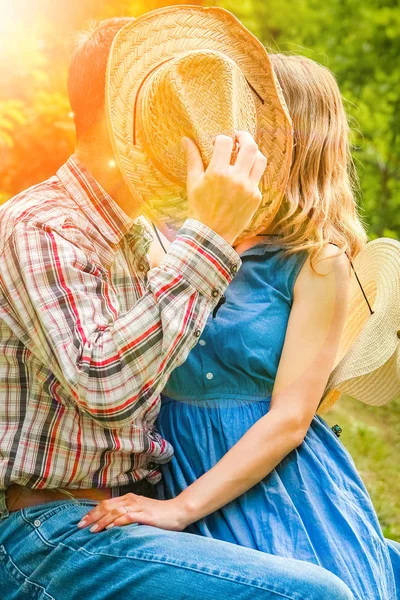 Happy Cowboys Couple Outdoors Park — Stock Photo, Image
