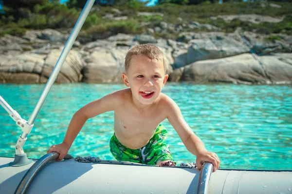 Happy Child Vest Sea Playing — Stock Photo, Image