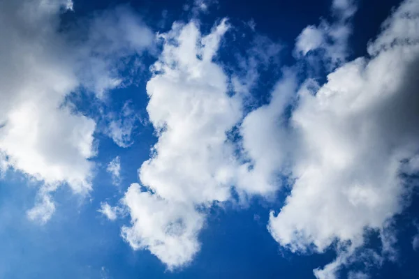 Blauer Himmel Weiße Wolken Auf Natur Sommer Wetter Hintergrund — Stockfoto