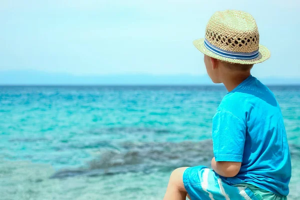 Happy Child Playing Sea Park — Stock Photo, Image