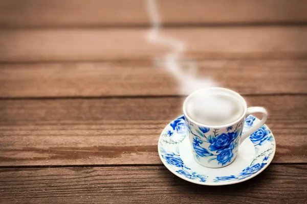 Schöne Tasse Winter Auf Die Natur Hintergrund Des Parks — Stockfoto