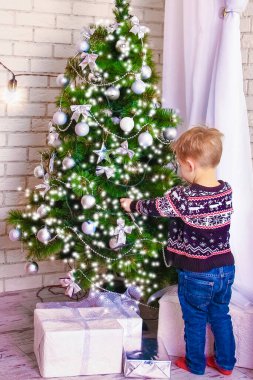 Noel 'de evde mutlu çocuklar