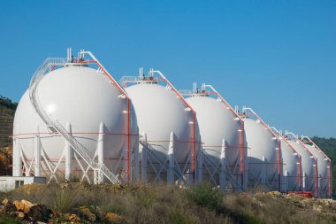 Sıvılaştırılmış petrol gazı (Lpg) depolama tankları. Gaz tesisi. 