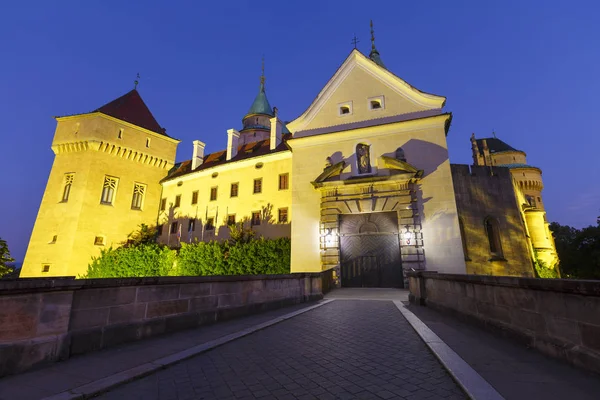 斯洛伐克博伊尼斯 2018年7月24日 具有原始哥特式和文艺复兴风格元素的中世纪浪漫城堡 建于12世纪 — 图库照片