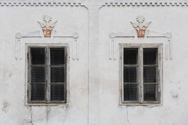 Finestre Una Casa Tradizionale Nel Villaggio Slovacco Slovacchia Settentrionale — Foto Stock